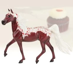 Breyer Freedom Series Decorator Model, Red Velvet